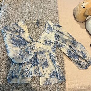 Olivaceous Etolie Top